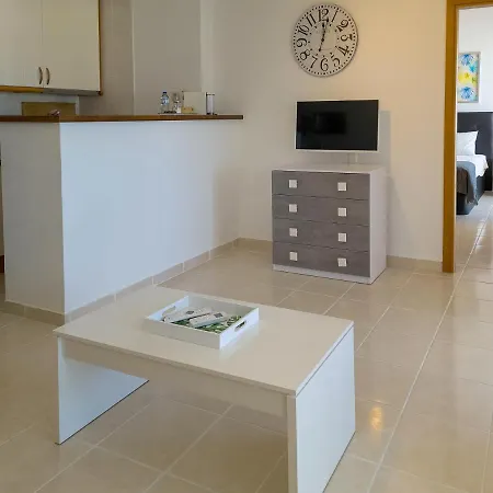 Charming 1 Bedroom 5min Beach-10min Downtown Lägenhet *